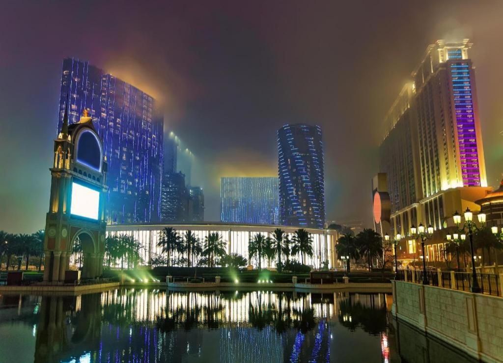 City Of Dreams - The Countdown Hotel Macao Esterno foto